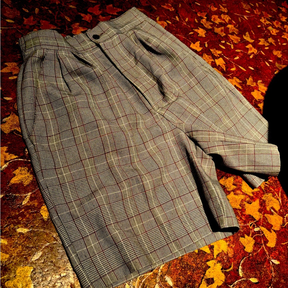 Tweed Bermuda shorts